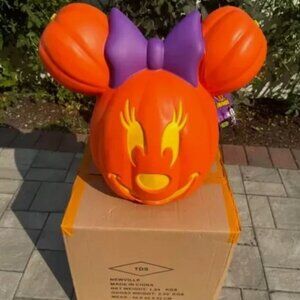 Minnie Mouse Light UP Jack O Lantern Disney EXCLUSIVE 2024 BOX IS SEALED